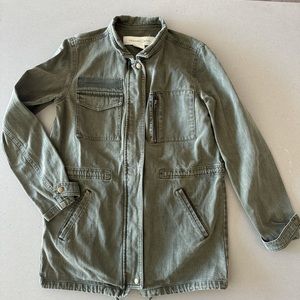 TREASURE AND BOND ARMY DENIM JACKET